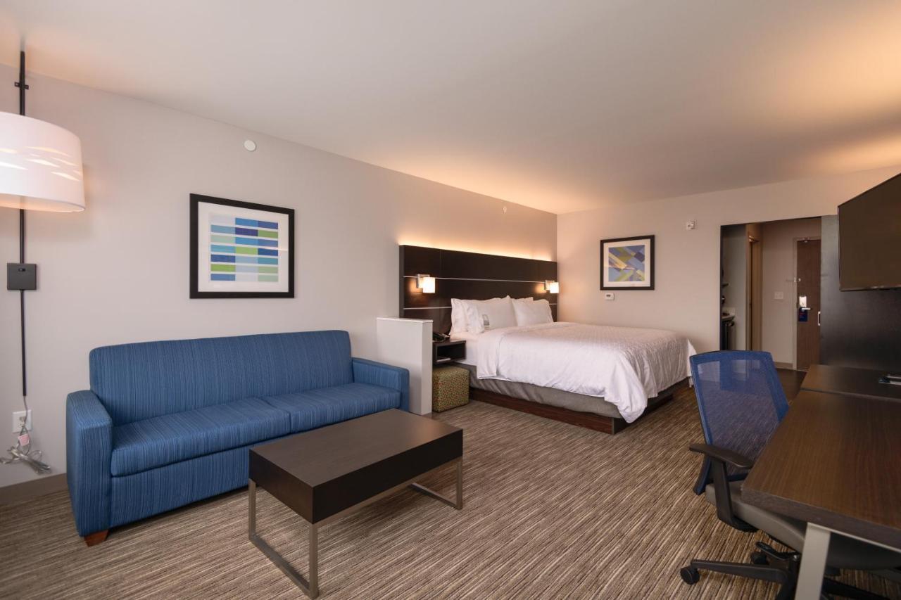 Holiday Inn Express & Suites - Tulsa Downtown - Arts District By Ihg Екстериор снимка